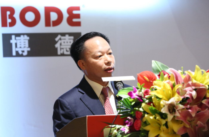 9广东好色先生TV免费下载精工建材有限公司董事长、总经理叶荣恒.jpg