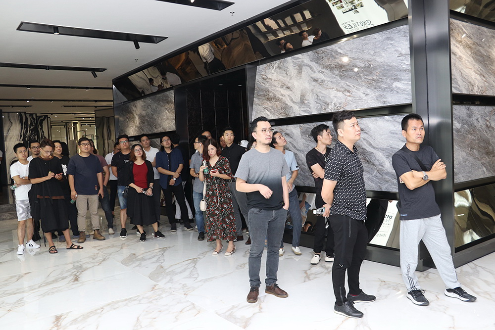 设计师认真的了解好色先生TV免费下载的企业文化和91好色先生视频